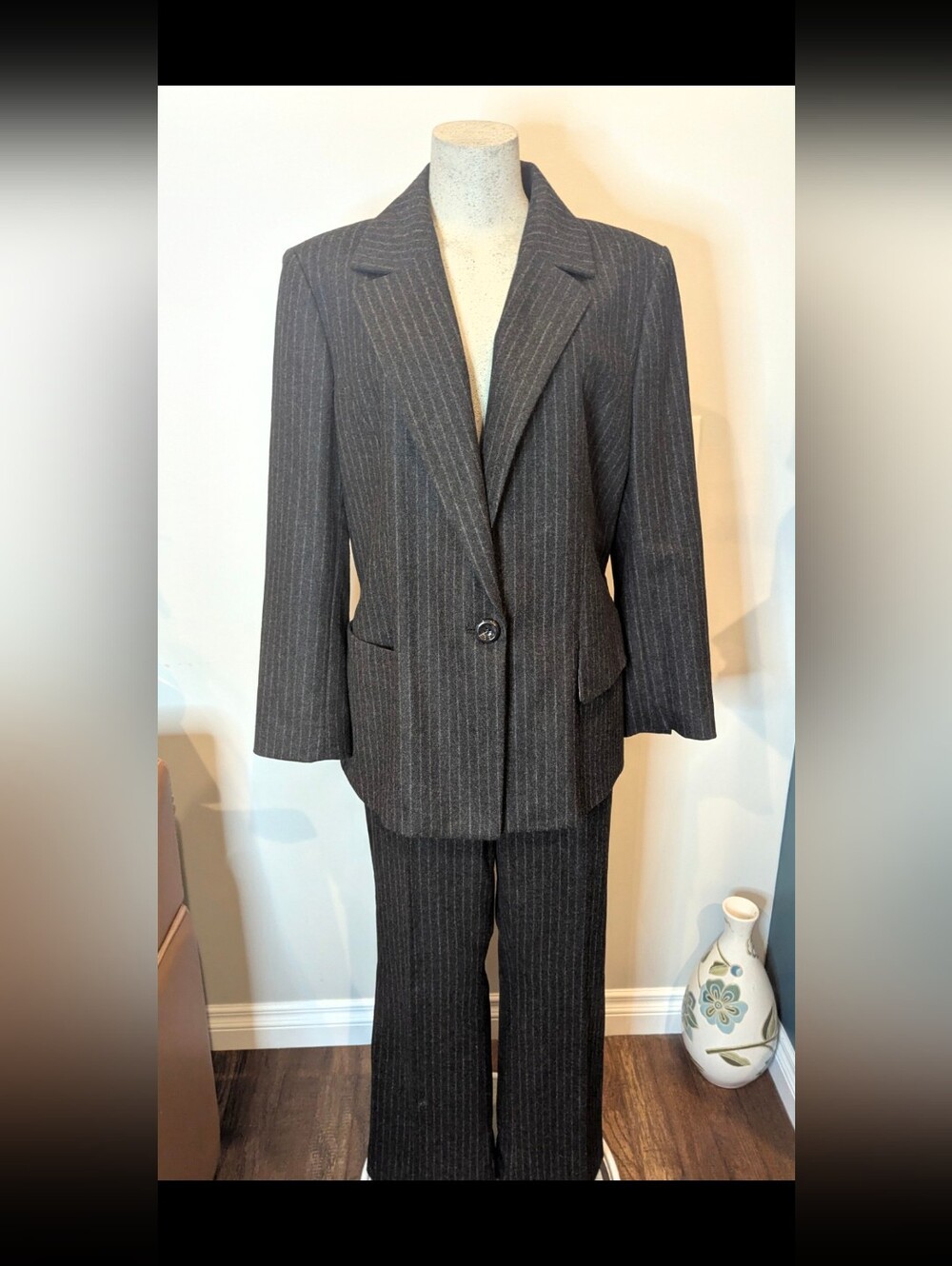 Dana Buchanan 90s Pinstripe wool Cashmere Gray Pantsuit Pant Sz14  Jacket Sz16